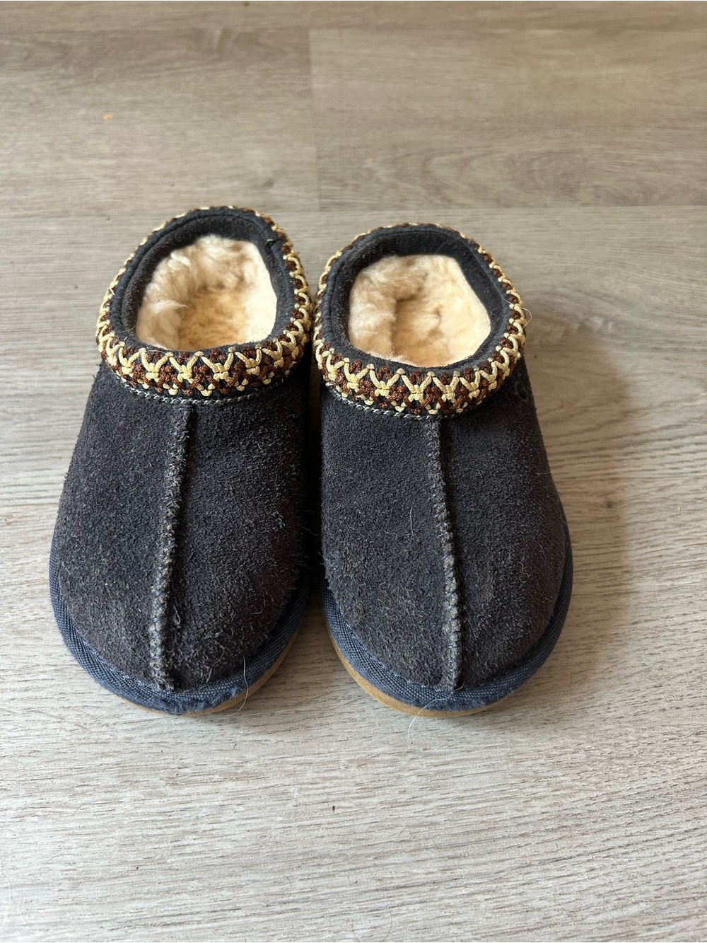 Toddler UGG Classic Shearling-Lined Slip-On Slippers in Navy